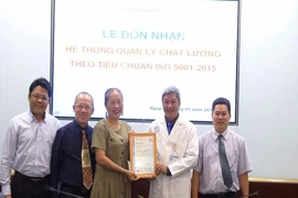 BV Chợ Rẫy được trao chứng nhận giúp bệnh nhân hài lòng