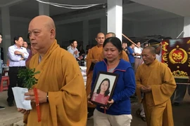 Người thân khóc đưa chủ tịch phường Nguyễn Thái Bình
