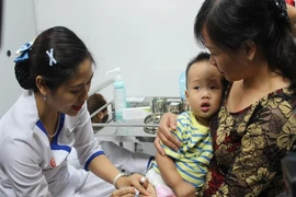 Vaccine 6 trong 1 Hexaxim lần đầu được tiêm tại Việt Nam 