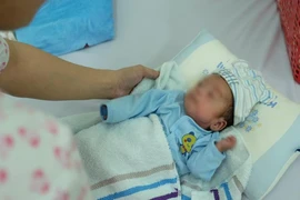123 ngày sống sót kỳ diệu của bé trai sinh non chỉ 700 g 