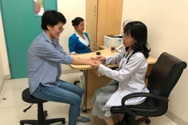 Những thói quen khiến người trẻ loãng xương sớm