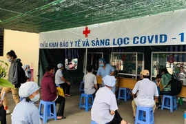 Bệnh viện ở TP.HCM phòng dịch COVID-19 cho người bệnh ra sao? 