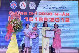 Bệnh viện Hùng Vương đạt chứng nhận quốc tế về xét nghiệm