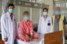 Vợ 'cắt phăng' của quý của chồng rồi đưa đi cấp cứu 