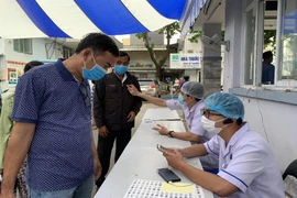 6 mẫu xét nghiệm gộp dương tính ở Bệnh viện Ung bướu TP.HCM giải ra âm tính
