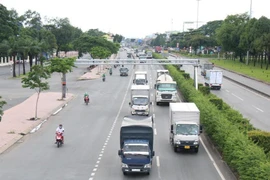 537 ô tô phải quay đầu ở chốt kiểm dịch tại TP.HCM vì không có giấy xét nghiệm