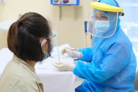 Bệnh viện Hùng Vương tiêm vaccine COVID-19 cho thai phụ