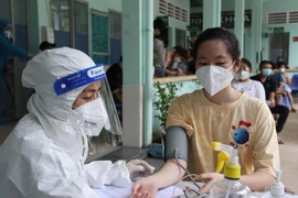 Người có 'thẻ xanh COVID' ở TPHCM sẽ được làm gì và đi đâu? 