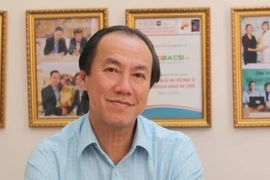 Bác sĩ Lương Lễ Hoàng qua đời do COVID-19