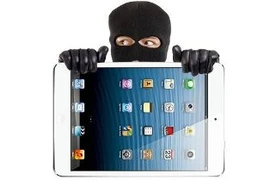Nhân viên bốc xếp tại sân bay lấy trộm iPad của khách