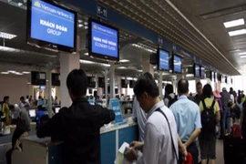 Từ 20-10,khách bay quốc tế sẽ làm thủ tục tại các kiosk