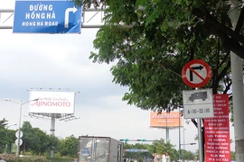 Từ 12-11, cấm ô tô tải lưu thông trên đường Hồng Hà