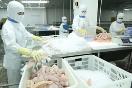 Chi phí tăng đột biến bủa vây công ty Việt