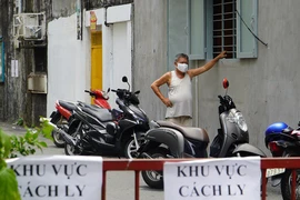 Thủ tướng: “Một người lơ là chống dịch, cả xã hội vất vả!”