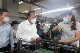 Phó Thủ tướng: Không để lây nhiễm trong khu cách ly