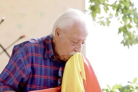 Lãnh đạo Đảng chia buồn với Đảng Cộng sản Hy Lạp và gia quyến Nguyễn Văn Lập