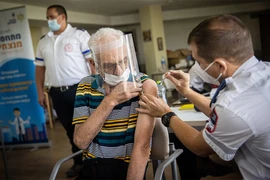 Israel: Một tỉ lệ nhỏ nhiễm biến thể Delta dù đã tiêm liều vaccine thứ 3