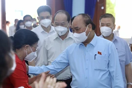Chủ tịch nước: TP.HCM giữ chân người lao động, sớm phục hồi kinh tế