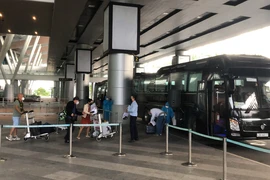 Du lịch rộn ràng đón khách quốc tế trở lại