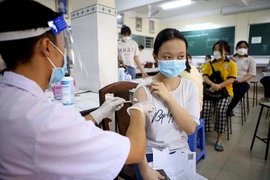 Thử nghiệm lâm sàng Nano Covax đi đến giai đoạn quyết định