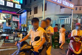 Tăng mức phạt lên gấp đôi nếu không đội mũ bảo hiểm