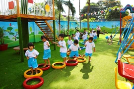 “Nhiều khoản tiền trường là tự nguyện nhưng thực chất là đồng loạt” 