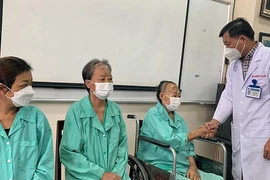 Hàng loạt ca hoại tử xương sọ, hàm mặt sau khi mắc COVID-19 