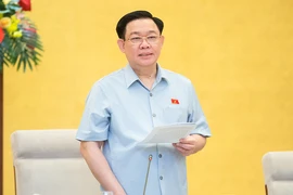 Siết khai thác nước ngầm bừa bãi, ngăn chặn sạt lở 