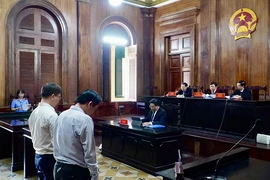 ​Đảm bảo sự bình đẳng giữa bên buộc tội và gỡ tội