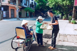 Đắk Lắk hỗ trợ cho người bán vé số trên địa bàn tỉnh