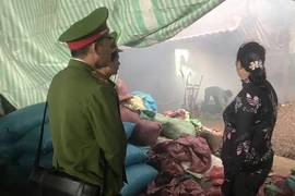 Xả khói ra môi trường, chủ lò sấy bị phạt hơn 50 triệu
