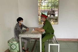 Đang dịch, 2 người nghiện vẫn trộm mai đi bán