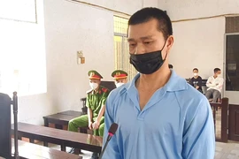 Dùng cuốc đánh vào đầu vợ cũ: Bị xử tội giết người