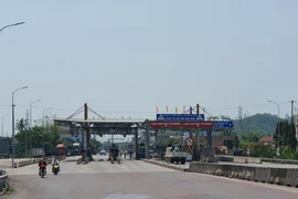 Kiến nghị tạm dừng thu phí BOT Nam Bình Định do đường hỏng