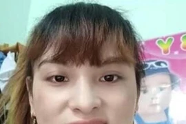 Vờ mua hàng, cô gái cạy tủ của chủ sạp ở Bình Dương