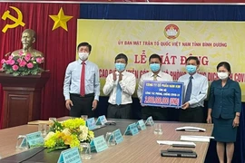 Bình Dương tiếp nhận gần 32 tỉ để chống dịch COVID-19