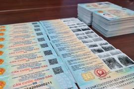 Bình Dương trả lời thắc mắc của dân về giá cước trả thẻ CCCD