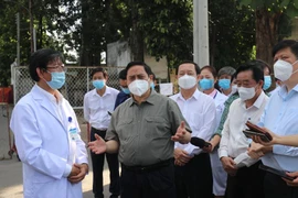 'Nhanh chóng cắt đứt nguồn lây, đẩy lùi dịch bệnh, tập trung phát triển kinh tế'