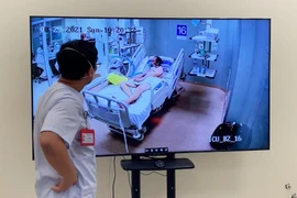 Cận cảnh khu điều trị bệnh nhân nhiễm COVID-19 nặng ở Bình Dương