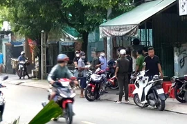 Hỗn chiến ngay trong phòng trọ bạn gái, 1 thanh niên bị đâm chết