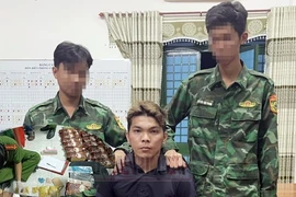 Kho phân phối ma túy ‘khủng’ ẩn trong tiệm hớt tóc ở Bình Dương