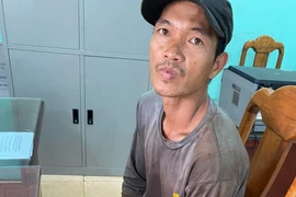 Bắt người đàn ông trốn truy nã 20 năm tại vựa phế liệu