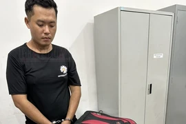 Lập nhóm ‘chiêu mộ’ đồng phạm, mua ‘hàng nóng’ đi cướp ngân hàng