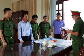 Phó Chủ tịch cùng 3 cán bộ huyện Bù Gia Mập bị bắt