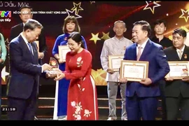 Mô hình 'Cà phê sáng- Trao đổi với nhân dân' ở Bình Dương được tôn vinh toàn quốc