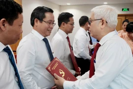 Bình Dương công bố, điều động, bổ nhiệm nhiều cán bộ chủ chốt