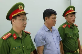Cựu Chánh văn phòng UBND huyện ở Bình Phước bị bắt