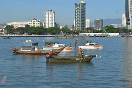 Vụ chìm tàu trên sông Hàn: Tạm đình chỉ giám đốc Cảng vụ Đường thủy nội địa 