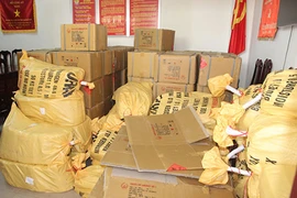 Bắt một người tàng trữ cả trăm ký thuốc nổ cực mạnh