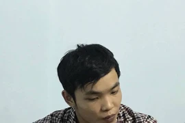 Sinh viên cướp tiệm vàng để trả nợ ngân hàng